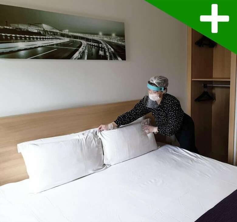 Hotel Comfort Suites Lyon Est Eurexpo