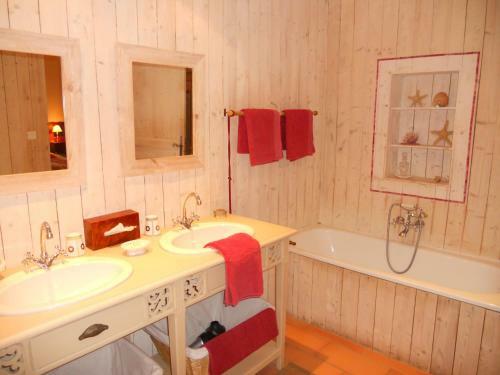 Bed & Breakfast Chambres D'h�tes Le Mas Du Caroubier
