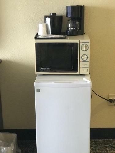 Motel Days Inn & Suites Tucker