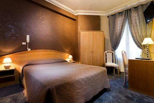Hotel H�tel Donjon Vincennes