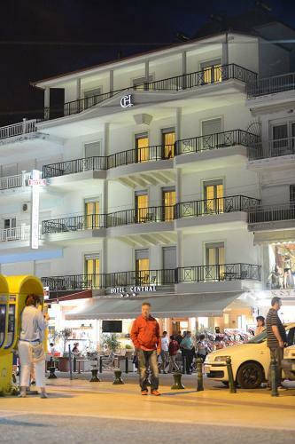 Central Hotel