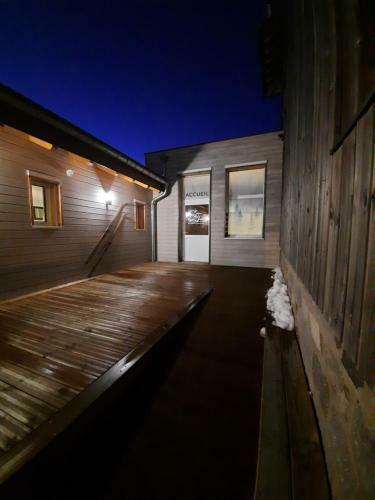 Bed & Breakfast Au C?ur Des Lacs - Chambres D'h�tes & Spa