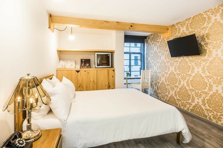 Hotel Avenida Jim�nez