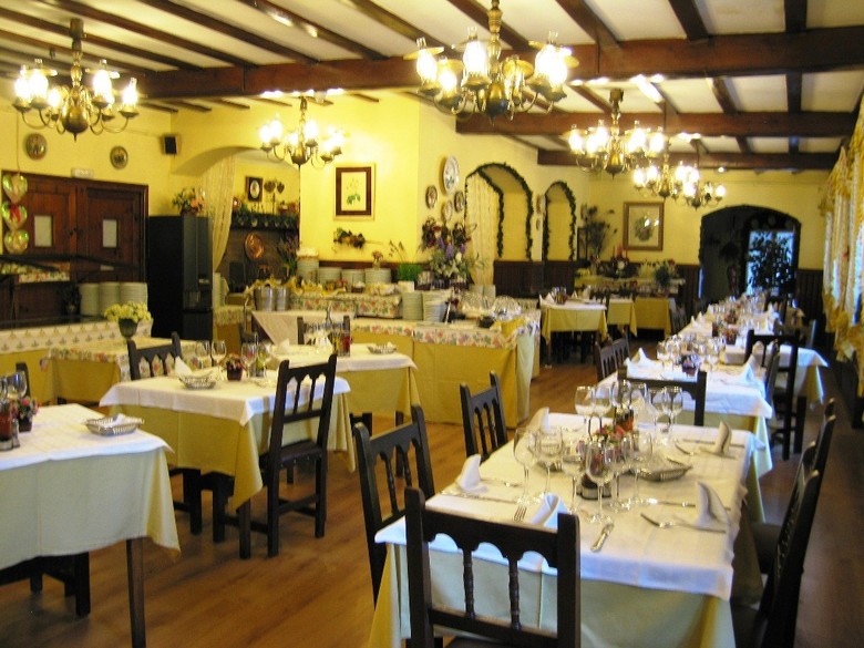 Hotel Adser�