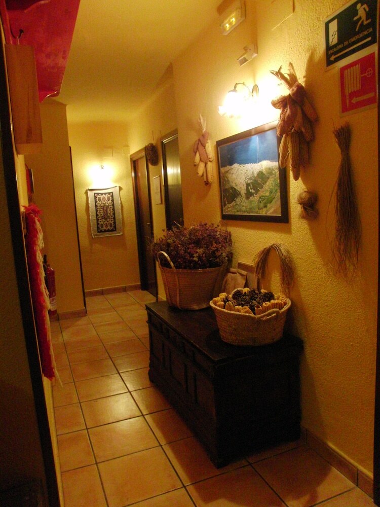 Hotel Aran La Abuela