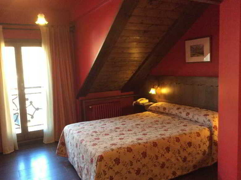 Hotel Aran La Abuela