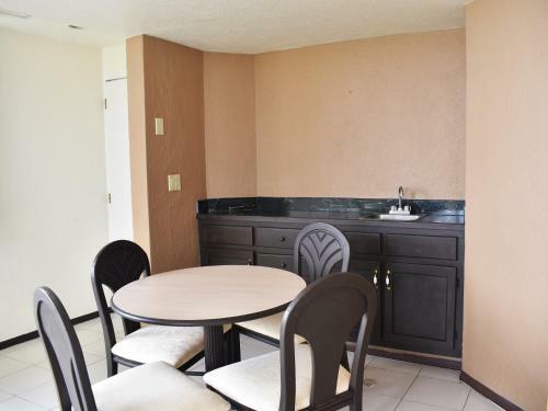 Hotel Corona Plaza
