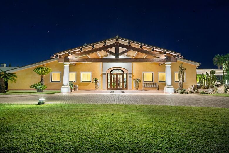 Hotel Lantana