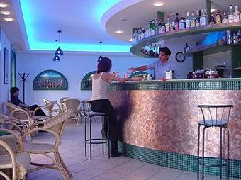 Hotel Palm Village