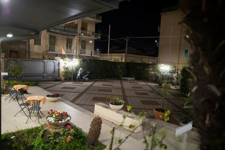 Villa Cibele Hotel Residence