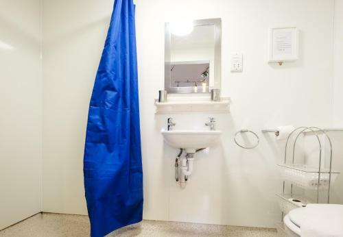 Hostal Balmore Guest House
