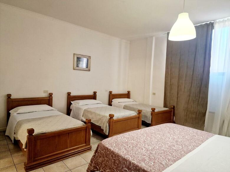 Albergue Youth Firenze 2000