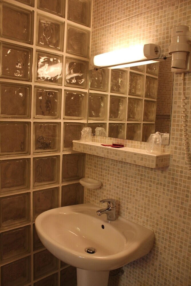 Boutique Hotel Couleurs Suds