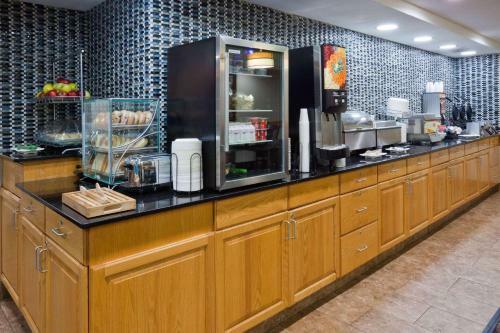 Hotel Americinn Of Shakopee