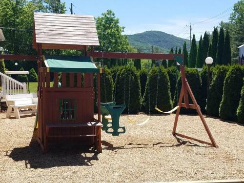 Lodge Seven Dwarfs Cabins - White Cabin