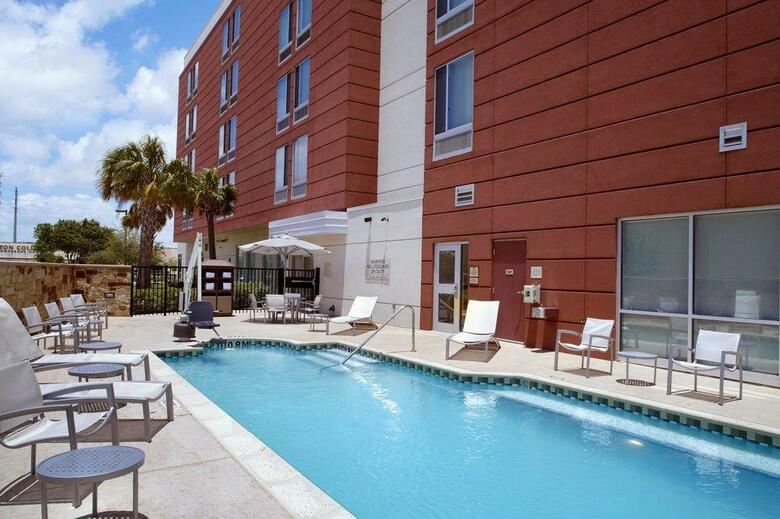 Hotel Springhill Suites Houston Nasa/webster