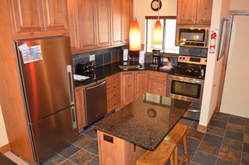Aparthotel Beaver Village Condominiums By Destination West