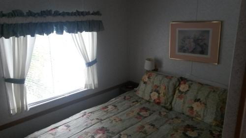 Lodge Road Runner Travel Resort