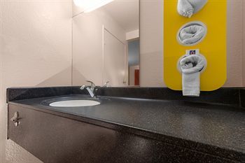 Motel 6 New Haven - Branford
