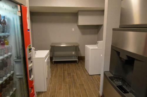 Holiday Inn Express Hotel & Suites Liberal