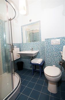 Residence T-village