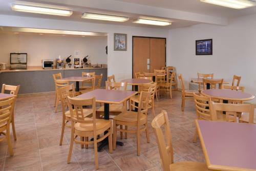 Motel Americas Best Value Inn & Suites