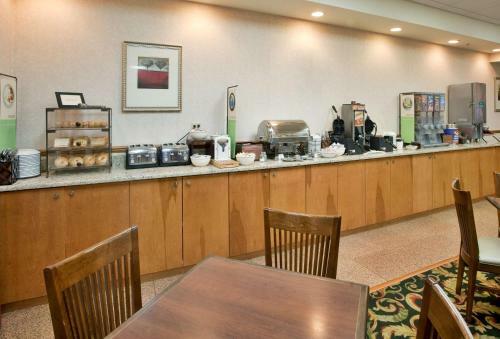Hotel Country Inn & Suites Birch Run