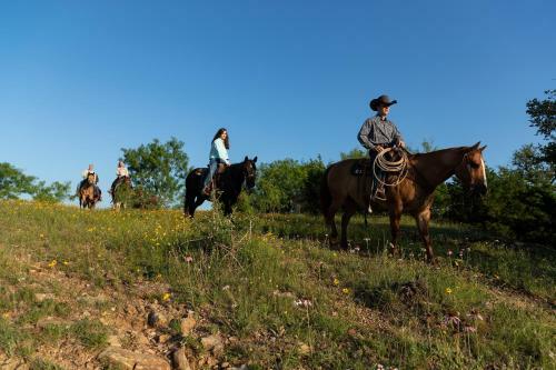 Hotel Wildcatter Ranch And Resort