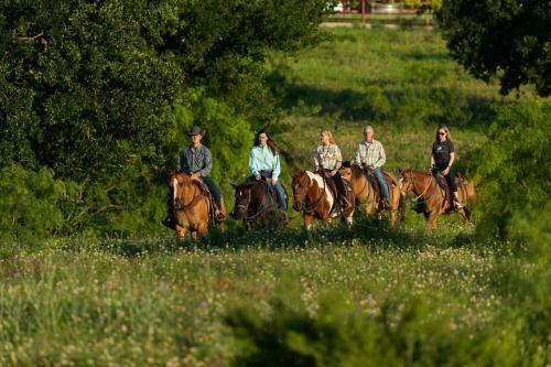 Hotel Wildcatter Ranch And Resort