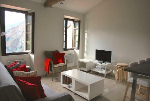 Apartamentos Fontana De Medge