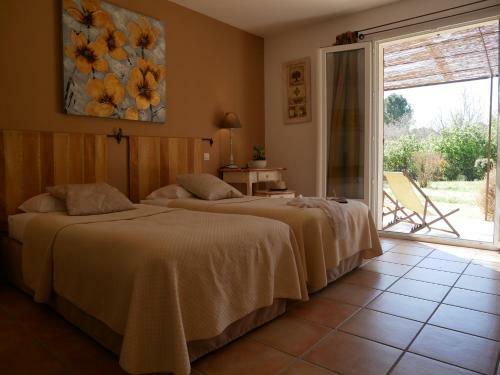 Hotel La Petite Auberge De Roussillon