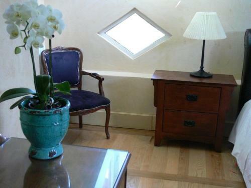 Bed & Breakfast Le Ph�nix Chambres Et Table D'h�tes