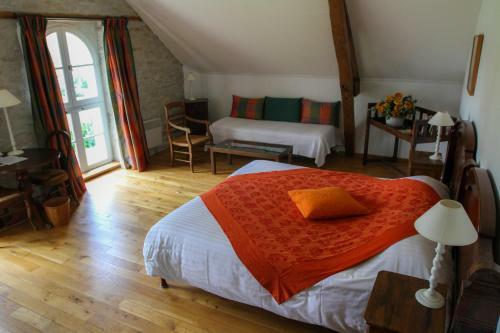 Hostal Maison D'h�tes Domaine De La Rhue