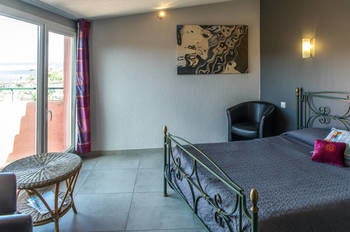 Hotel H�tel Triton