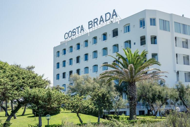 Hotel Costa Brada Luxury Resort