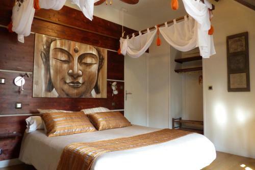 Bed & Breakfast Chambres D'h�tes Et Table D'h�tes L'intemporelle