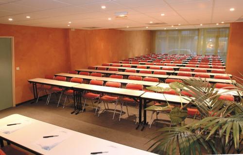 Hotel H�tel-r�sidence Baln�o Aladin