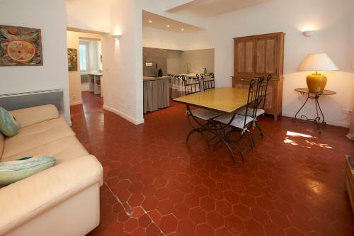 Bed & Breakfast La Grande Maison De Nans