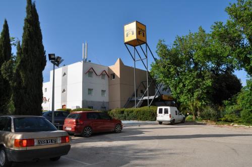 Hotel F1 Orange Centre Echangeur A7 A9