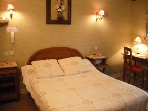 Hotel Logis Le Clos Du Montvinage Rest. Auberge Val de L'oise