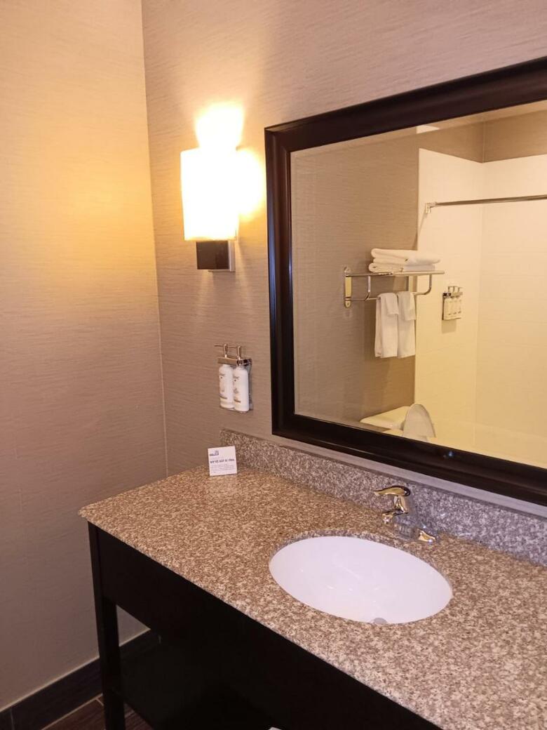 Hotel Holiday Inn Express And Suites - Bradford