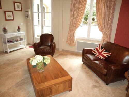 Hostal Logis De La Contrescarpe