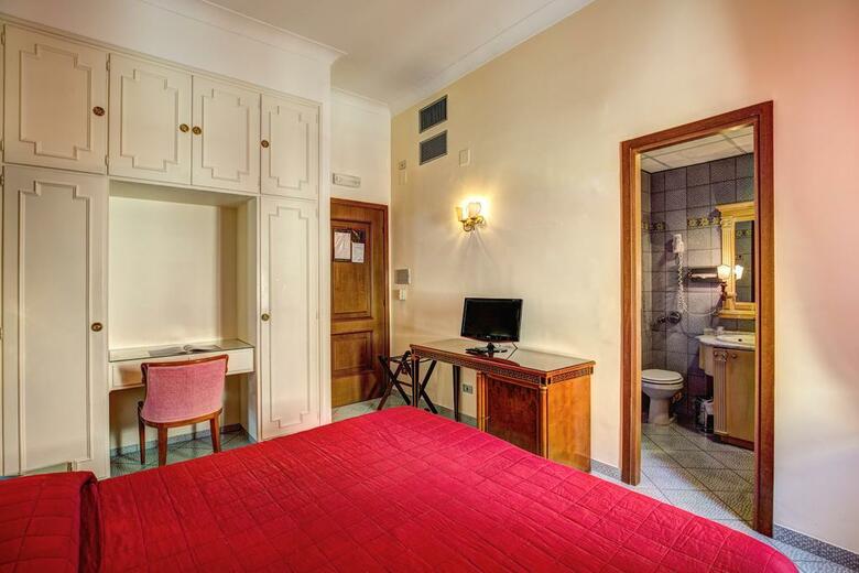Hotel Bristol