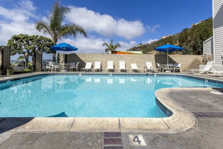 Hotel Capistrano Surfside Inn