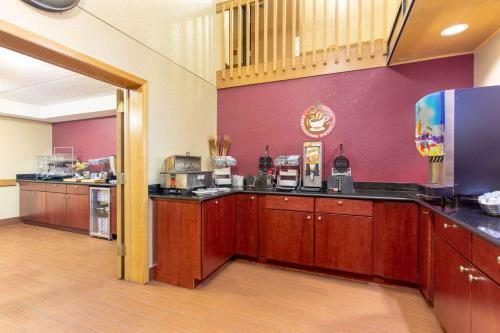 Hotel Americinn Lodge & Suites Burlington