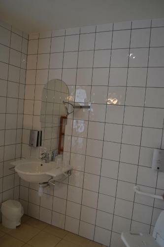 Hotel H�tel-restaurant La Porte Saint Pierre