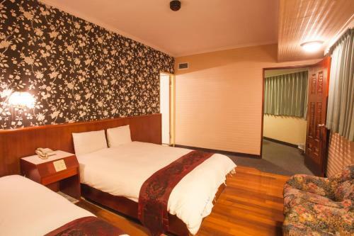 Gene Long Haiy Att Hotel