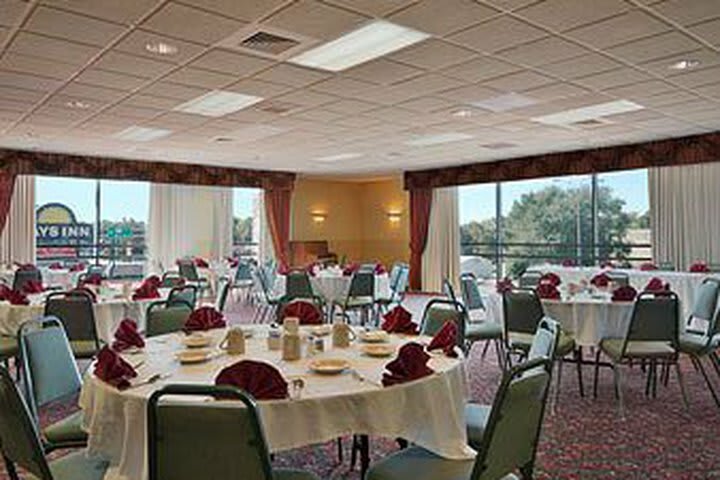 Danville Days Hotel & Conference Center