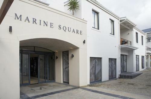 Apartamento Marine Square Luxury Holiday Suites