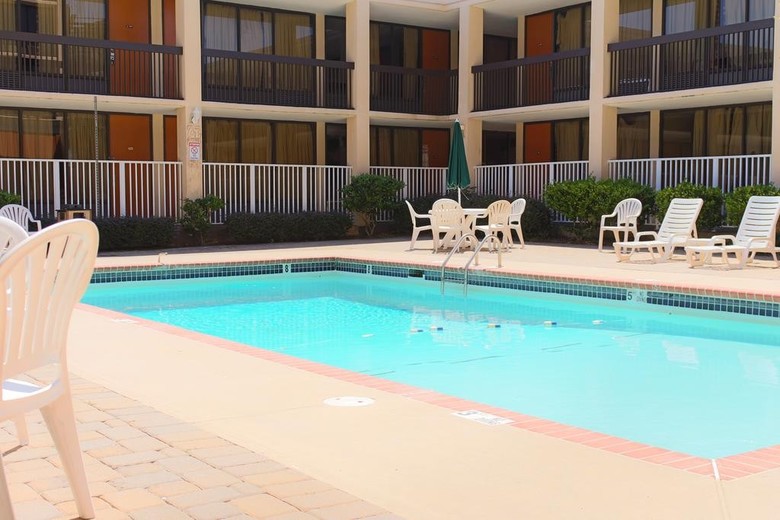 Hotel Howard Johnson Atlanta Airport
